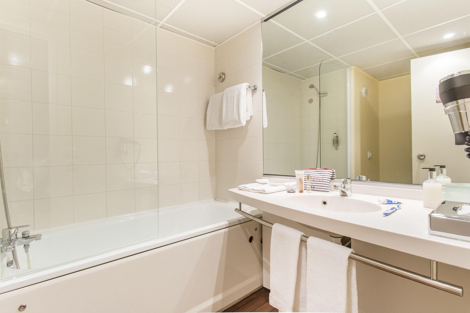 Canal Suites Pantin Bagian luar foto