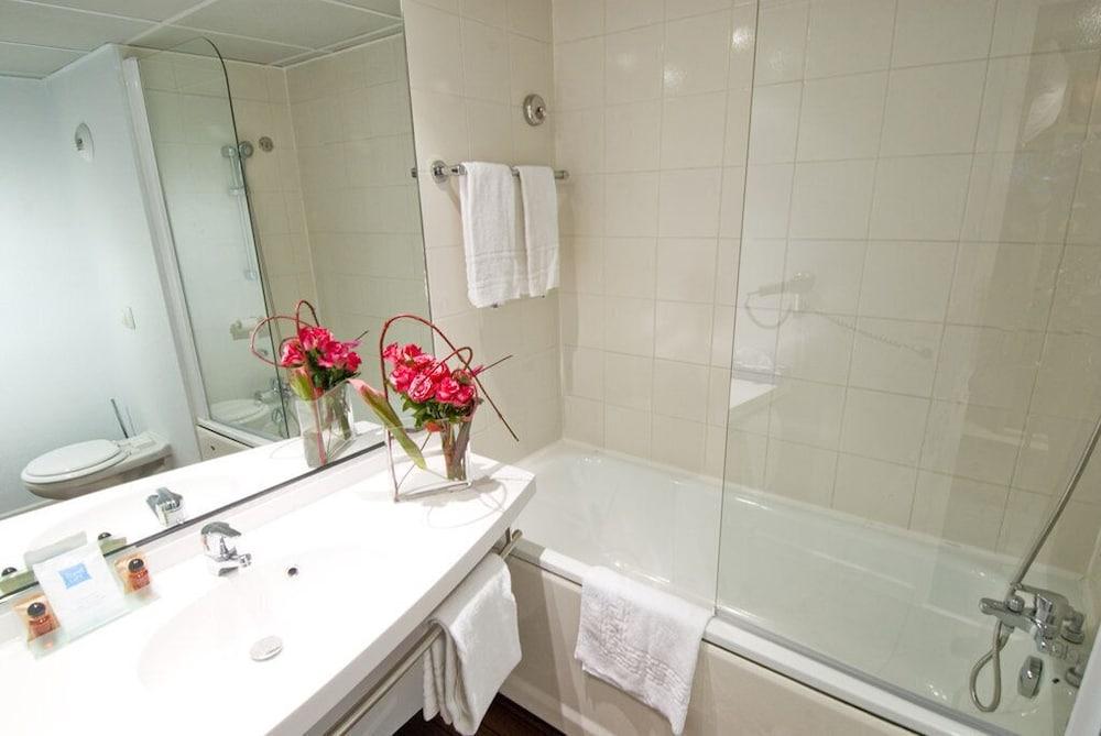 Canal Suites Pantin Bagian luar foto