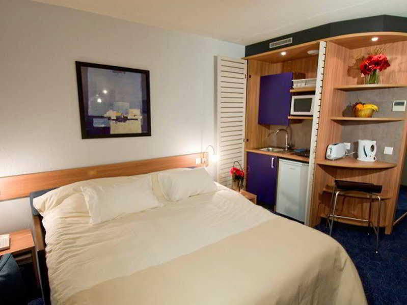 Canal Suites Pantin Bagian luar foto