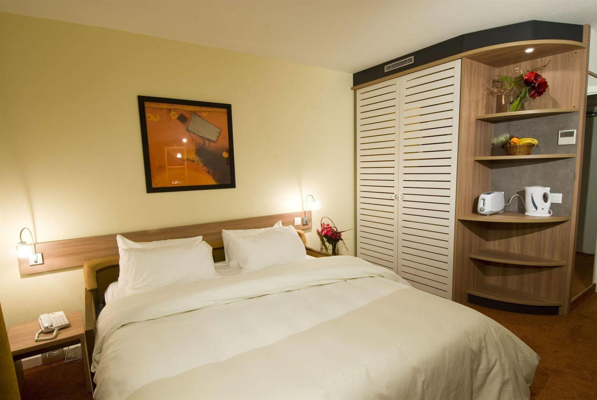 Canal Suites Pantin Bagian luar foto